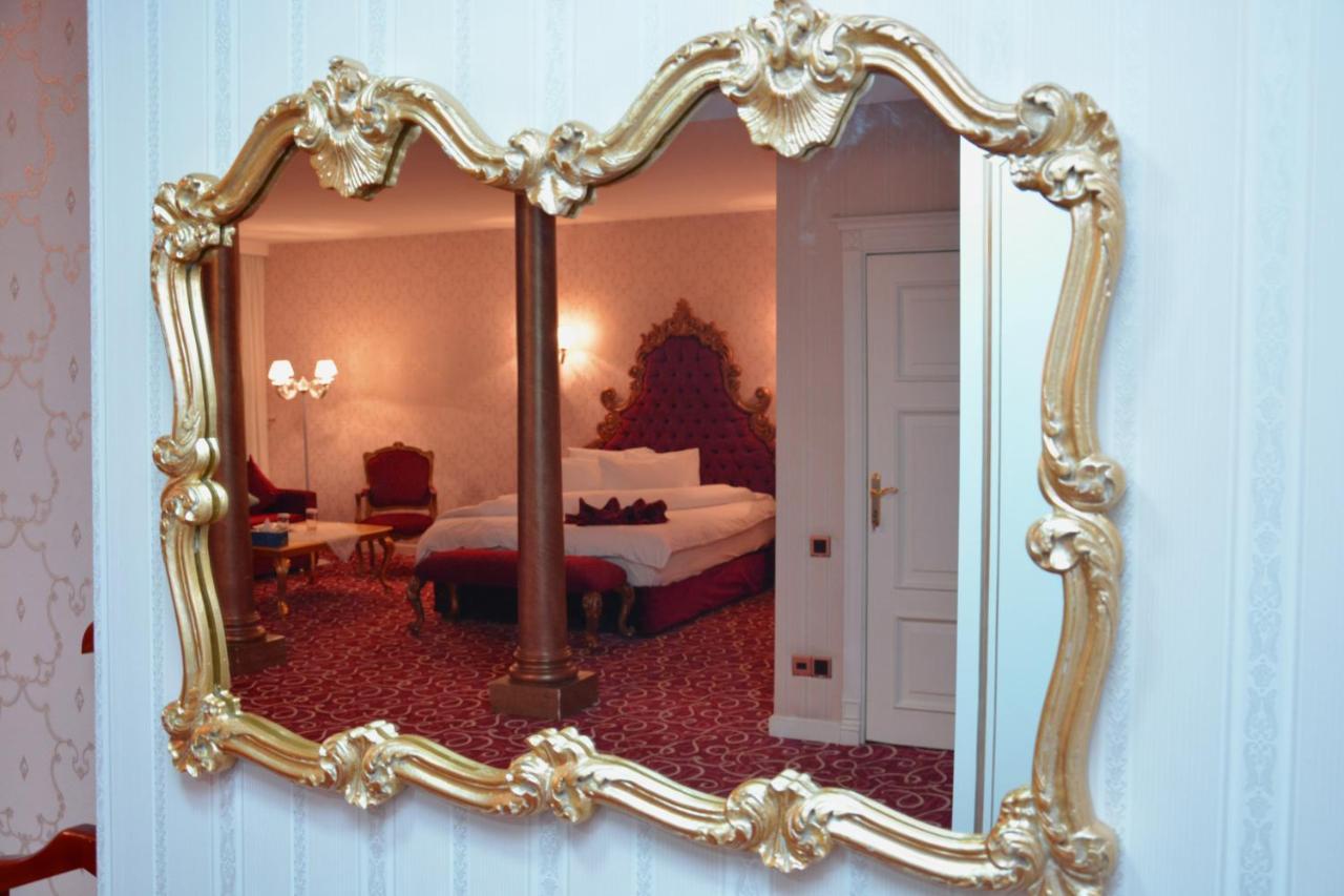 Deluxe Hotel Gandża Zewnętrze zdjęcie