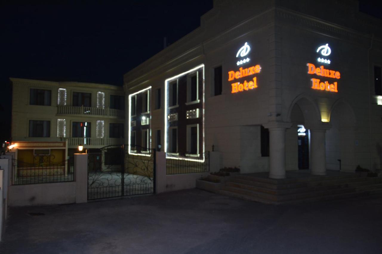 Deluxe Hotel Gandża Zewnętrze zdjęcie