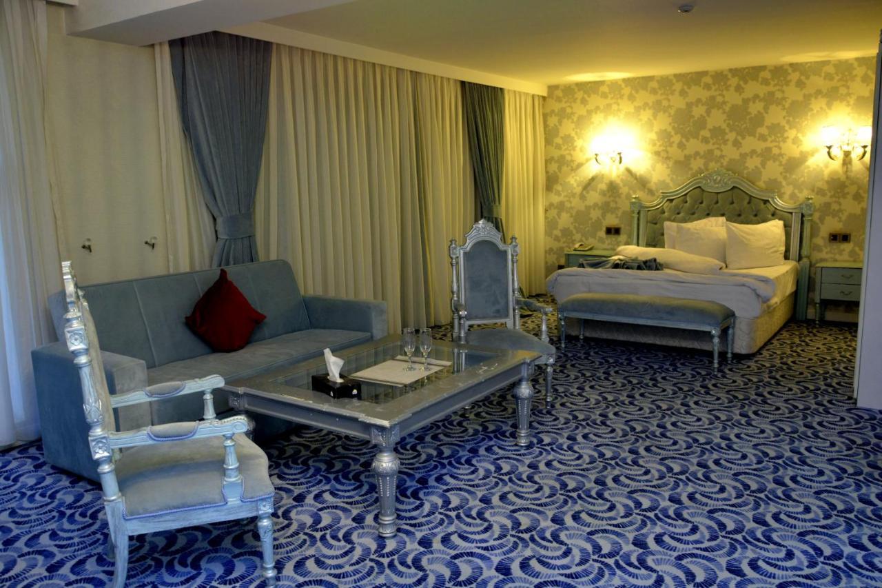 Deluxe Hotel Gandża Zewnętrze zdjęcie