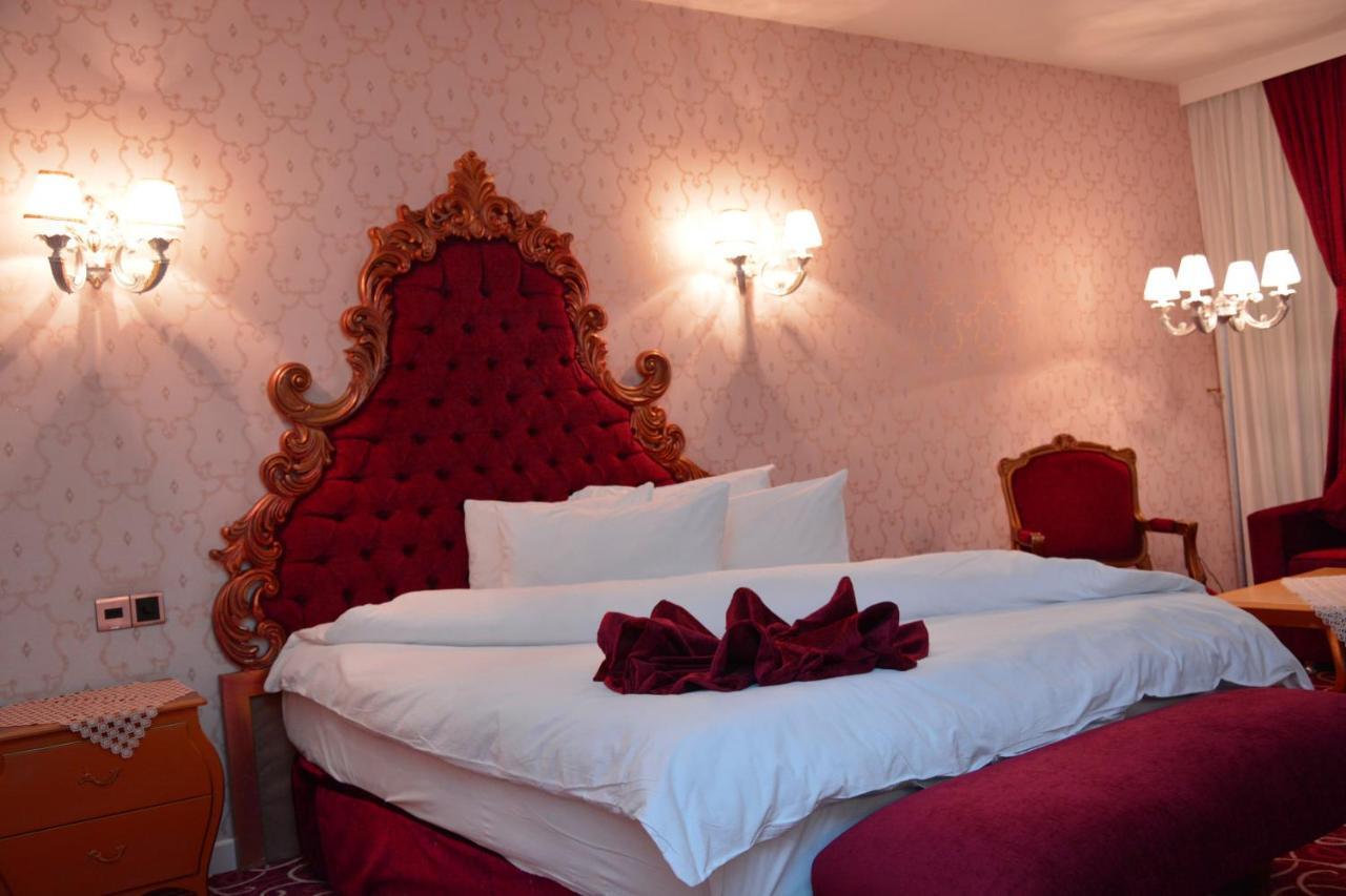 Deluxe Hotel Gandża Zewnętrze zdjęcie