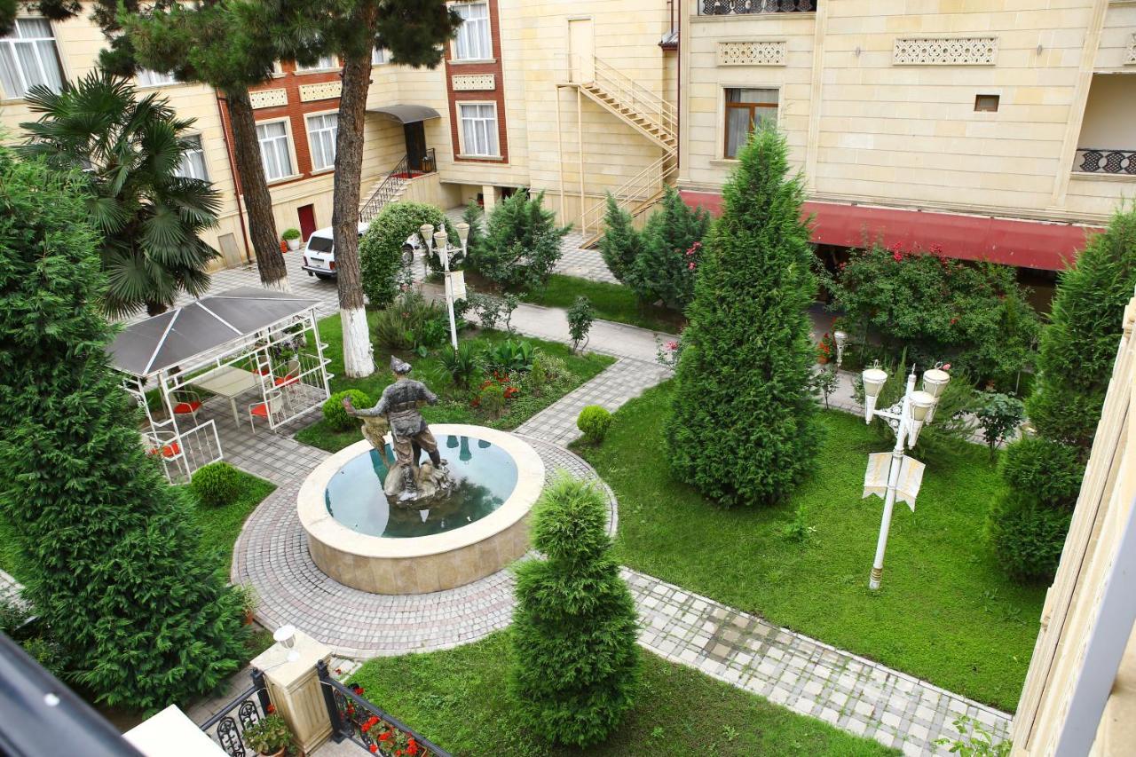 Deluxe Hotel Gandża Zewnętrze zdjęcie